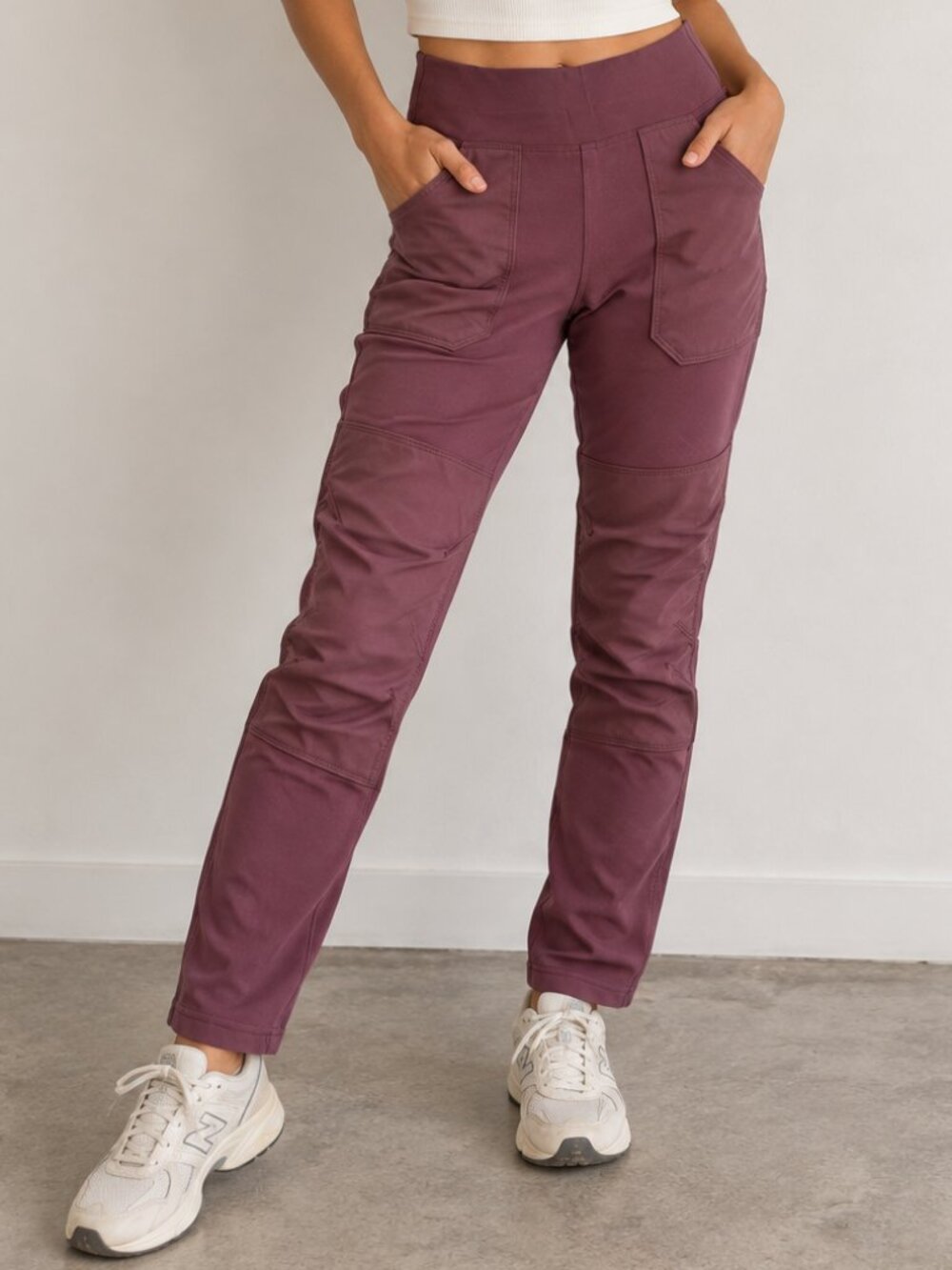 Carhartt Women’s Fitted Utility Work Pants Burgundy Size Small 4-6